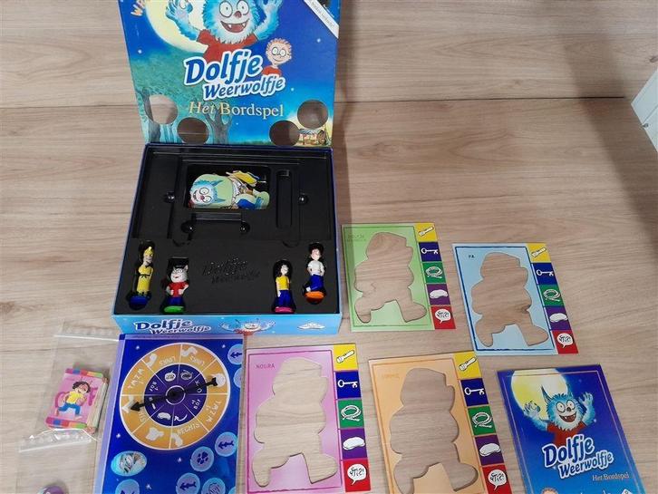 Dolfje weerwolfje het bordspel - s1521, Hobby en Vrije tijd, Gezelschapsspellen | Bordspellen, Zo goed als nieuw, Ophalen of Verzenden
