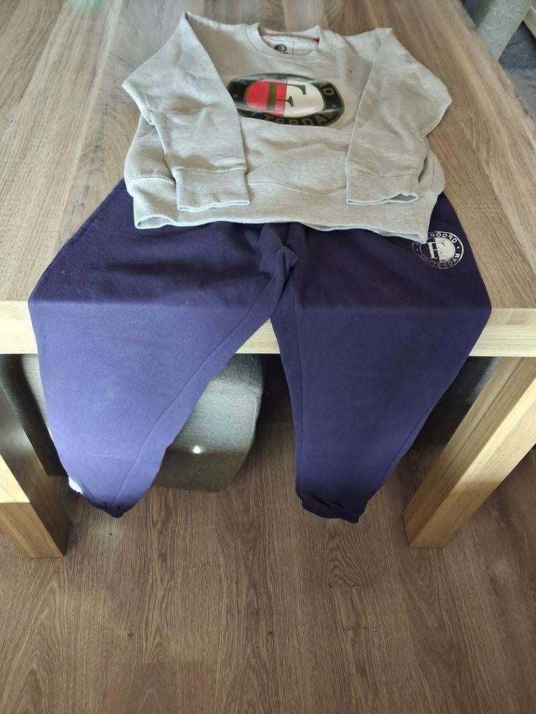 Feyenoord vrije tijdspak, Ophalen, Zo goed als nieuw, Maat 80