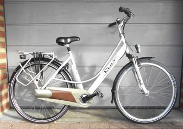 Goede sportieve Topper, Alles werkt, voor ca. 1.64m.-1.75m.. beschikbaar voor biedingen