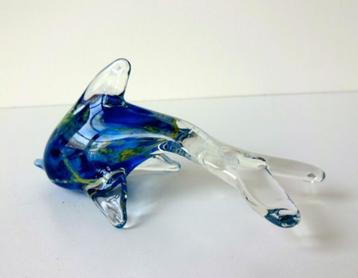 Glazen object dolfijn helder met blauw en geel Malta 3449-g beschikbaar voor biedingen