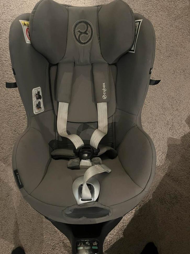 Cybex Base Z One + Draaiplateau Isofix, Kinderen en Baby's, Autostoeltjes, Zo goed als nieuw, Overige merken, 15 t/m 36 kg, Isofix