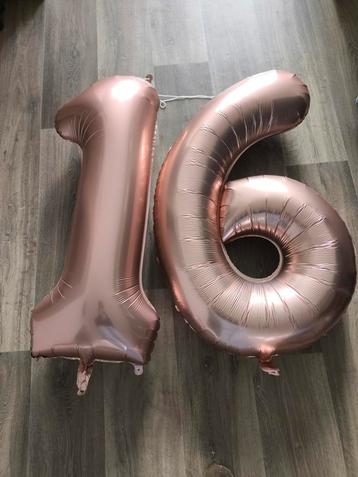 Rose Gouden 16 Ballonnen en versieringen  beschikbaar voor biedingen