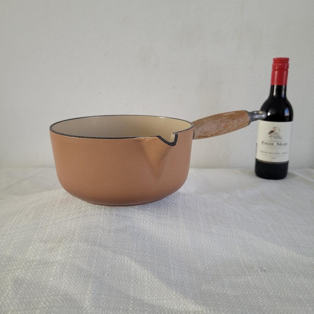 Le creuset gietijzer emaille braadpan sauspan steelpan nieuw, Nieuw, Ophalen of Verzenden, Koekenpan of Braadpan, Gietijzer