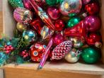 Kerstballen in rood, groen, zilver en roze, Diversen, Kerst, Ophalen of Verzenden, Gebruikt