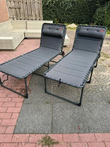 2 Crespo Ligstoelen z.g.a.n. beschikbaar voor biedingen