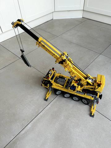 Lego 8421 Mobiele kraan beschikbaar voor biedingen