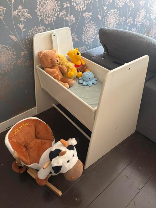 Kinder bed /wiegje, Kinderen en Baby's, Kinderkamer | Overige Meubels, Zo goed als nieuw, Stoel, Ophalen of Verzenden