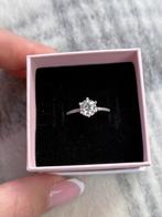 Pandora ring, Met kristal, Nieuw, Ophalen of Verzenden, 17 tot 18