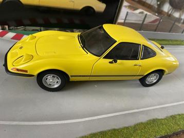 Opel GT-J 1971 Minichamps beschikbaar voor biedingen
