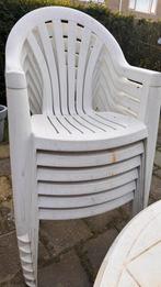 Witte kunststof tuintafel + stapelstoelen set, Ophalen, Zo goed als nieuw, Kunststof