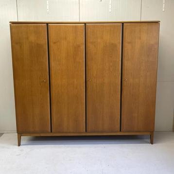 Mid-century vintage grote 4 deurs kledingkast hang leg j`60 beschikbaar voor biedingen