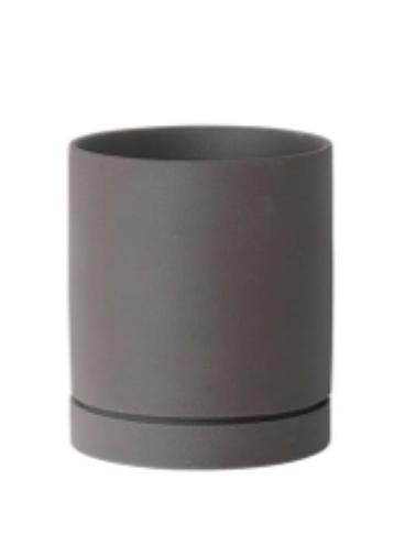 Ferm Living Sekki Pot 6x Medium & 7x Large pot Charcoal  beschikbaar voor biedingen