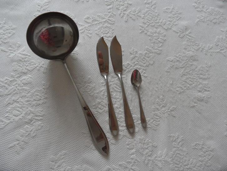 keltum model puntfilet diverse bestekdelen, Antiek en Kunst, Antiek | Bestek, Ophalen of Verzenden