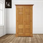 Landelijke klassieke kast, tweedeurskast,linnenkast, legkast, Antiek en Kunst, Antiek | Meubels | Kasten, Ophalen of Verzenden
