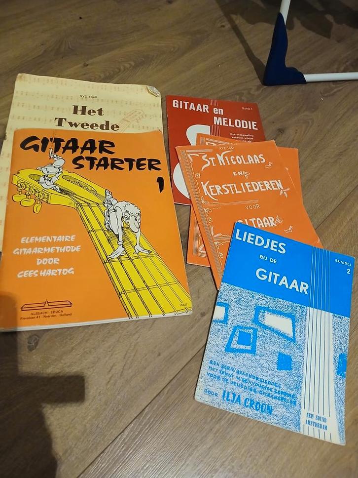 Gitaarboeken - 6 stuks, Boeken, Muziek, Gelezen, Instrument, Ophalen of Verzenden