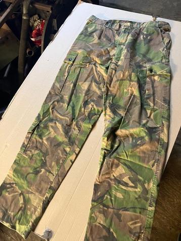 Leger kleding camouflage broeken Seyntex beschikbaar voor biedingen