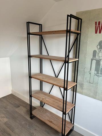 Stoer Kastje/Rekje - 182x80x30cm beschikbaar voor biedingen