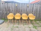Set van 4 kuipstoelen oker geel, Huis en Inrichting, Stoelen, Ophalen of Verzenden, Zo goed als nieuw, Overige kleuren, Vijf, Zes of meer stoelen