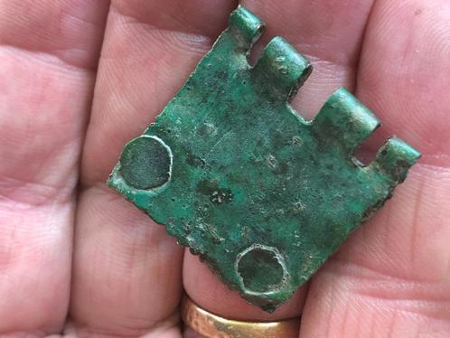 Bodemvondst Romeins militair Pantser beslag LEGIONAIR apart., Antiek en Kunst, Curiosa en Brocante, Ophalen of Verzenden
