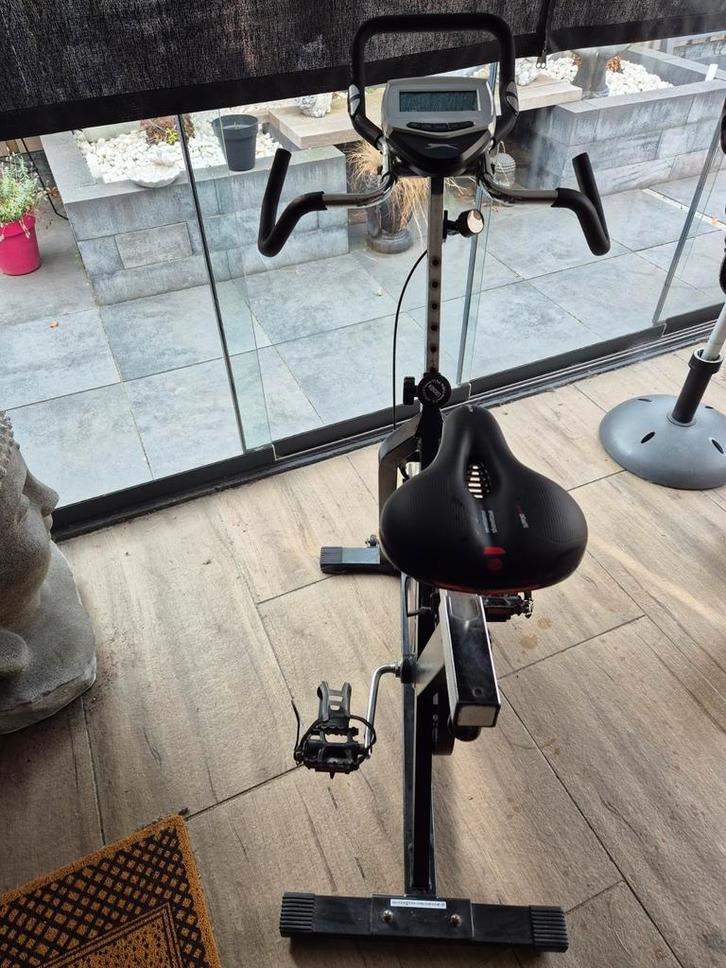 Spinfiets, zo snel mogelijk ophalen, Sport en Fitness, Fitnessapparatuur, Gebruikt, Spinningfiets, Ophalen