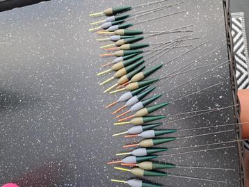 Diversen nieuwe dobbers  73 stuks beschikbaar voor biedingen