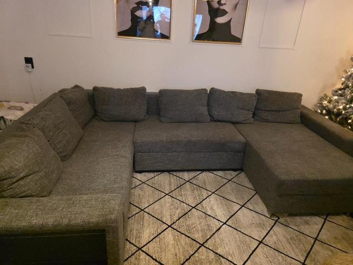 180270150 Grijze bank, Huis en Inrichting, Banken | Bankstellen, Gebruikt, Hoekbank, Vierpersoons of meer, 250 tot 300 cm, 150 cm of meer