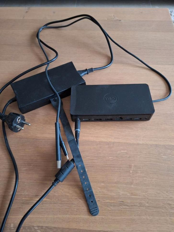 Dell D6000 Docking Station - Uitstekende Conditie, Computers en Software, Dockingstations, Zo goed als nieuw, Docking station