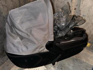 Mutsy Onderdelen: Ligbak, Adapters, Seatliners beschikbaar voor biedingen