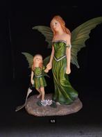 Tales of Avalon elf met kleine elf beeldje van Lisa Parker, Verzamelen, Beelden en Beeldjes, Ophalen of Verzenden, Nieuw, Fantasy