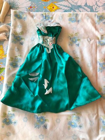 Barbie Jurkje + 2 Paar Schoenen beschikbaar voor biedingen