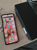 Zgan 2 maanden oude krasvrij Motorola Razr 50 beige garantie, Ophalen of Verzenden, Nieuw