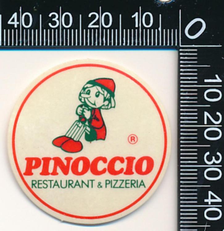 Sticker: Pinoccio Restaurant en Pizzeria (Klein), Verzamelen, Stickers, Zo goed als nieuw, Bedrijf of Vereniging, Ophalen of Verzenden