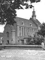 700369	Sluis	Hoogstraat Kerk 1952	Zeeland	Nette oude kaart o, 1940 tot 1960, Zeeland, Ongelopen, Ophalen of Verzenden