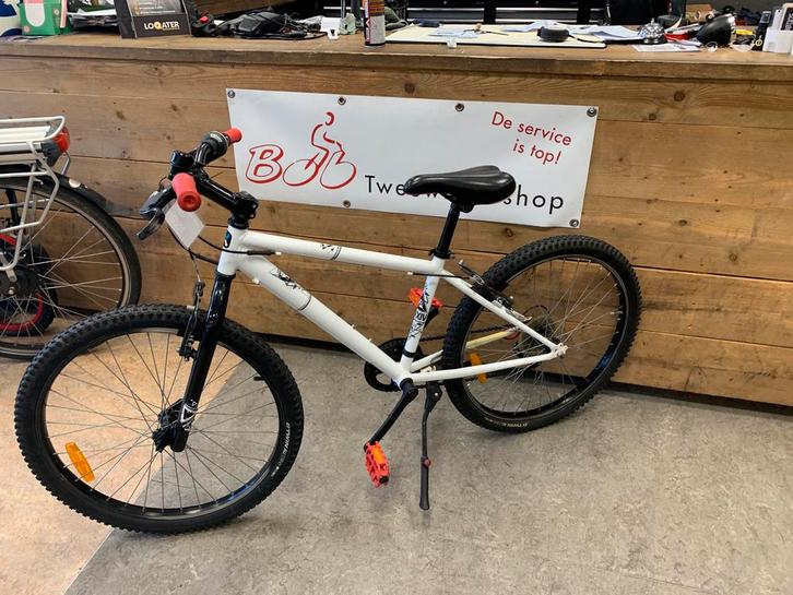 Btwin 24” jongensfiets, Fietsen en Brommers, Fietsen | Jongens, Zo goed als nieuw, 24 inch, Versnellingen, Ophalen