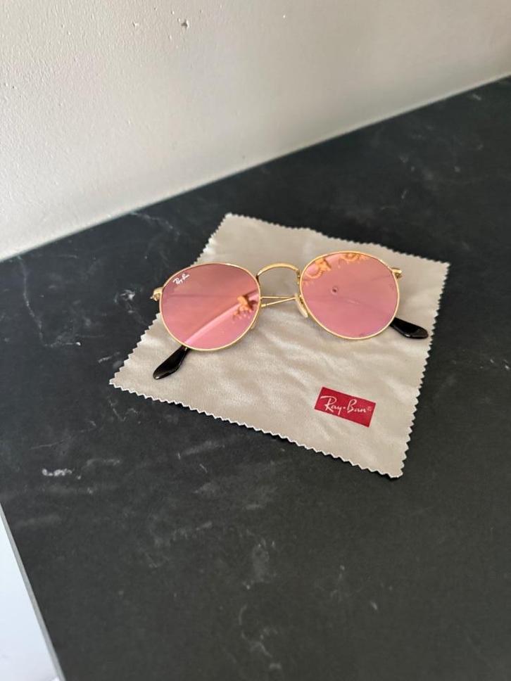 Ray-Ban zonnebril, Sieraden, Tassen en Uiterlijk, Zonnebrillen en Brillen | Dames, Zo goed als nieuw, Zonnebril, Ray-Ban, Roze