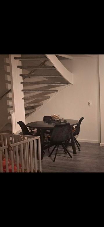 eettafelset eetkamerset 4 stoelen  beschikbaar voor biedingen