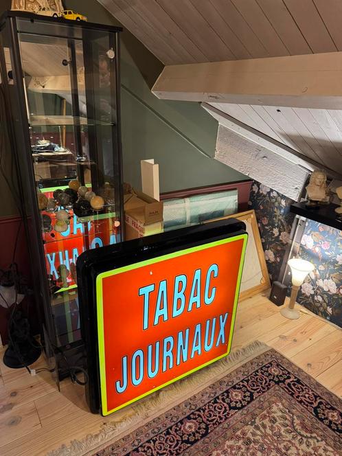 Vintage werkende Lichtreclame tabac journaux, Huis en Inrichting, Barren, Zo goed als nieuw, Ophalen of Verzenden