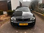 BMW 1-Serie 2.0 120I Cabrio AUT 2008 Zwart M-pakket bumpers, Auto's, BMW, 4 cilinders, Cabriolet, Zwart, 1200 kg