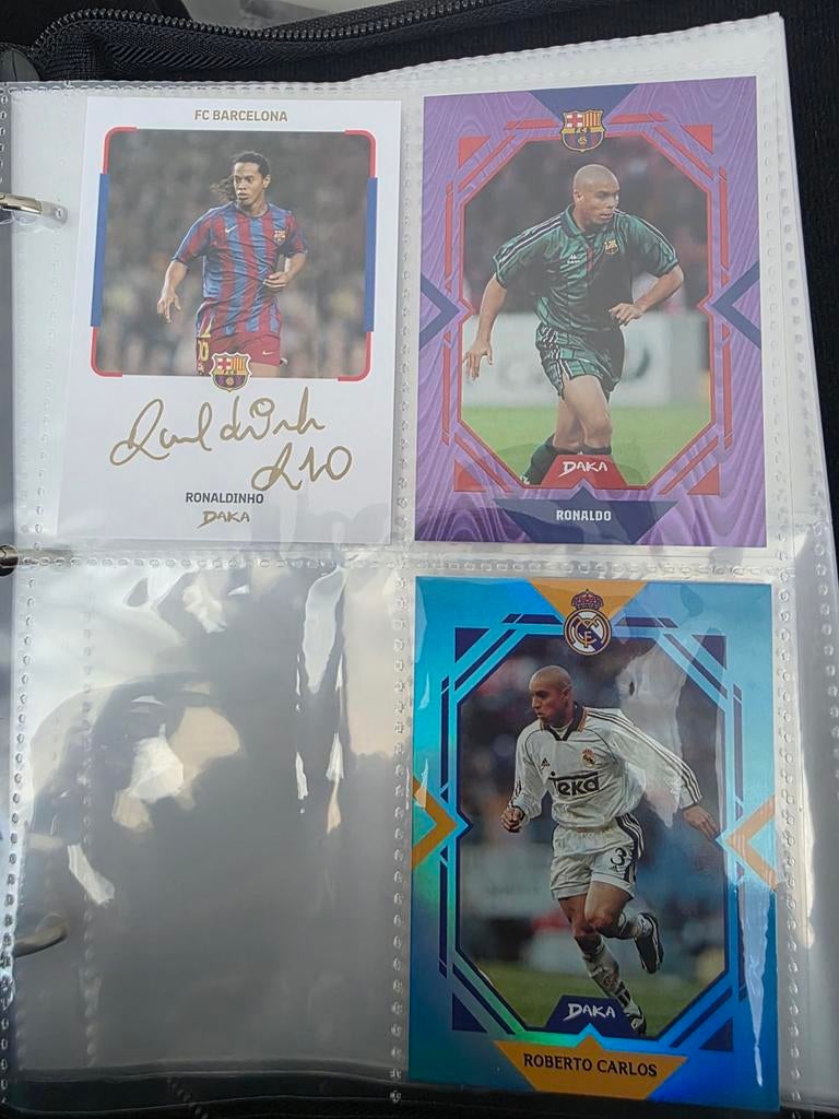 R9 Ronaldinho Roberto Carlos genummerde kaarten, Ophalen of Verzenden, Zo goed als nieuw, Buitenlandse clubs, Spelerskaart