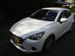 Mazda 2 1.5 55KW 2016 Wit skyactiv technology, Auto's, Mazda, Euro 5, Stof, 74 pk, Zwart
