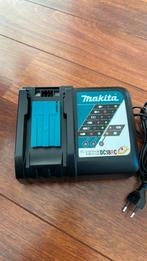 nieuw! makita accu snellader 18Volt  DC18RC, Doe-het-zelf en Verbouw, Gereedschap | Machine-onderdelen en Toebehoren, Ophalen of Verzenden