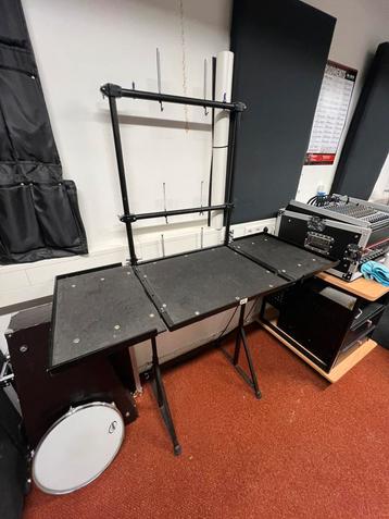 LP Percussion table + extensions beschikbaar voor biedingen