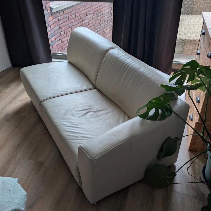 Comfortabele bank (crèmekleurig), Huis en Inrichting, Banken | Bankstellen, Gebruikt, Rechte bank, Tweepersoons, 150 tot 200 cm