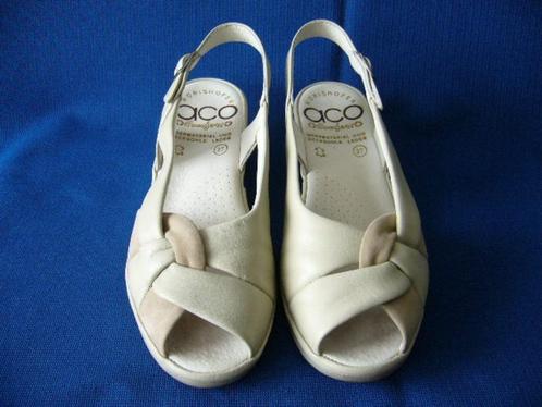ACO comfort schoenen maat 37 splinternieuw, Kleding | Dames, Schoenen, Nieuw, Schoenen met lage hakken, Beige, Ophalen of Verzenden