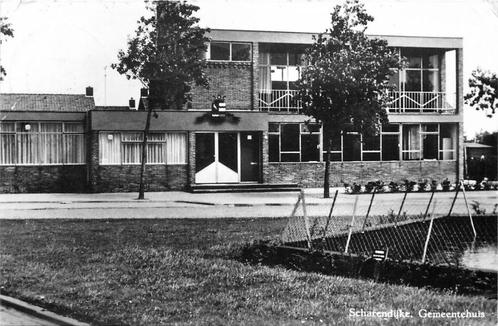 (386-329-007) Scharendijke Gemeentehuis, Verzamelen, Ansichtkaarten | Nederland, Zeeland, Verzenden
