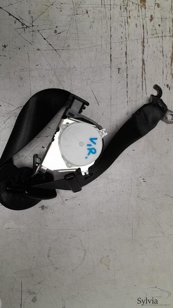 Gordel bovengordel rechts voorzijde BMW 1 / 3 serie E87 E90  beschikbaar voor biedingen