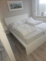 Tweepersoonsbed incl matras en nachtkastje, Huis en Inrichting, Slaapkamer | Matrassen en Bedbodems, Ophalen