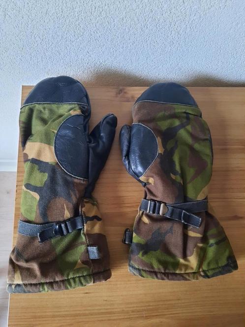 Originele KL Defensie Leger Wanten Maat 8/9, Kleding | Heren, Mutsen, Sjaals en Handschoenen, Gedragen, Handschoenen, Ophalen of Verzenden