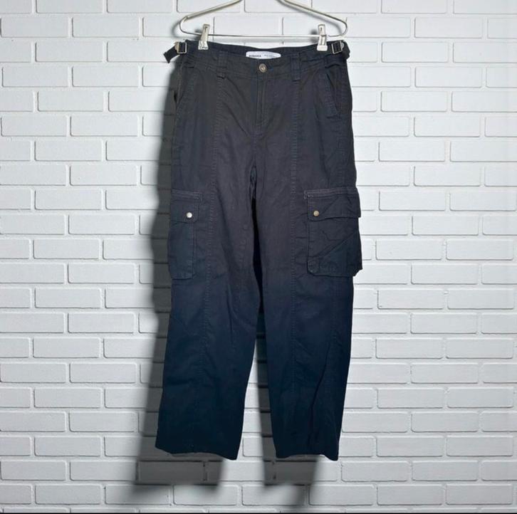 Bershka Broek Maat 36 Zwart Piloten Cargo Style Y2K, Kleding | Dames, Broeken en Pantalons, Zo goed als nieuw, Maat 36 (S), Zwart