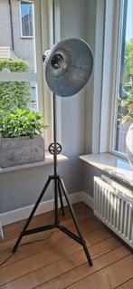 Industriële Staande Lamp met Voetschakelaar, Huis en Inrichting, Ophalen, Zo goed als nieuw, Metaal, 150 tot 200 cm